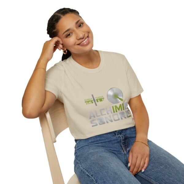 Eco-Friendly Unisex Softstyle T-Shirt - 'Alchimie Sonore' Music Vibe - immagine 45