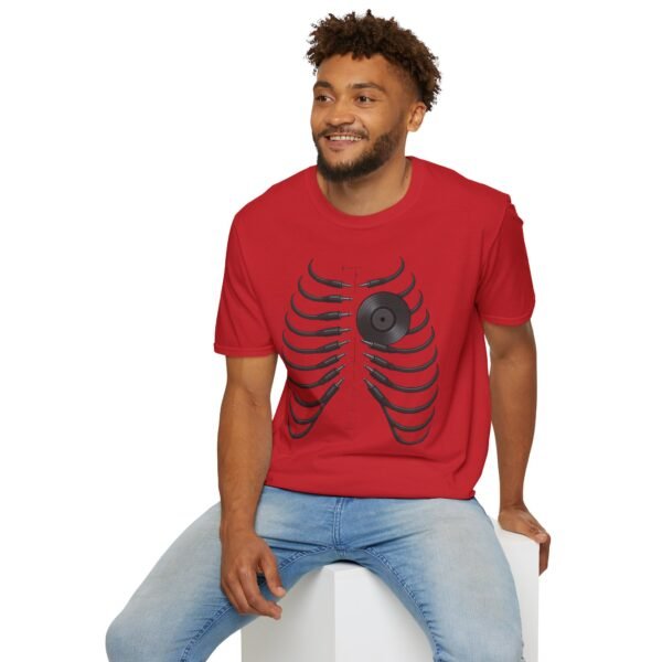 Unisex  T-Shirt - Softstyle, Casual"Beat of the Heart - immagine 176
