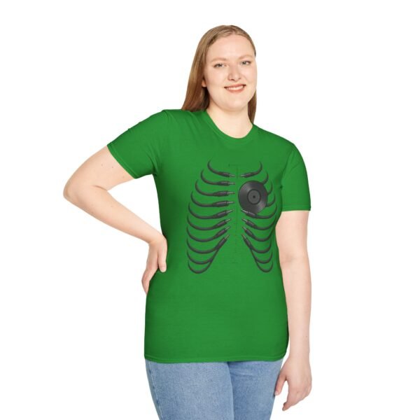 Unisex  T-Shirt - Softstyle, Casual"Beat of the Heart - immagine 94
