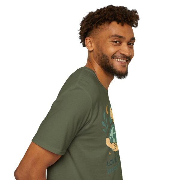 Eco-Friendly Unisex T-Shirt - "Love the Earth, Wear the Change" - immagine 77