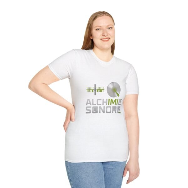 Eco-Friendly Unisex Softstyle T-Shirt - 'Alchimie Sonore' Music Vibe - immagine 17