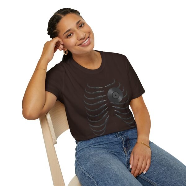 Unisex  T-Shirt - Softstyle, Casual"Beat of the Heart - immagine 45