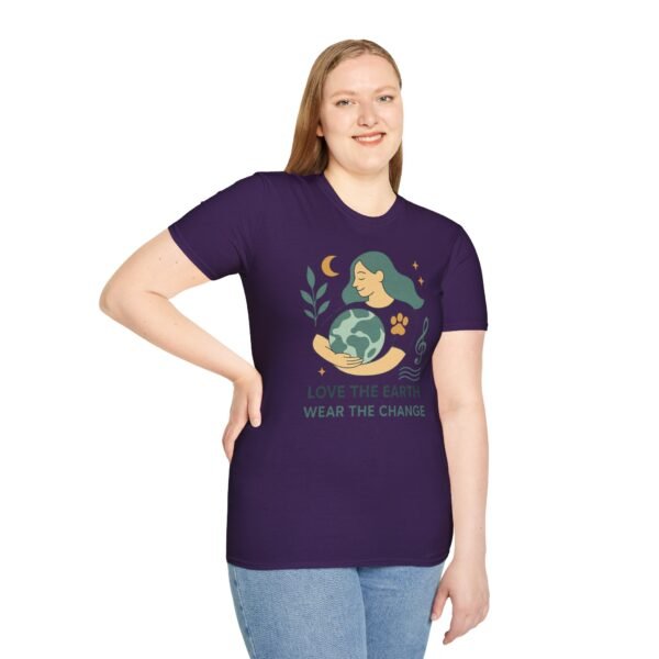 Eco-Friendly Unisex T-Shirt - "Love the Earth, Wear the Change" - immagine 123
