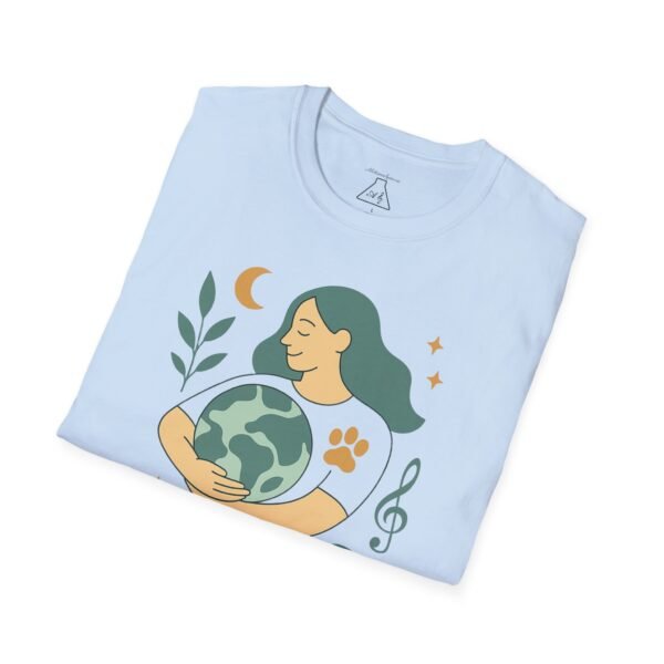 Eco-Friendly Unisex T-Shirt - "Love the Earth, Wear the Change" - immagine 102