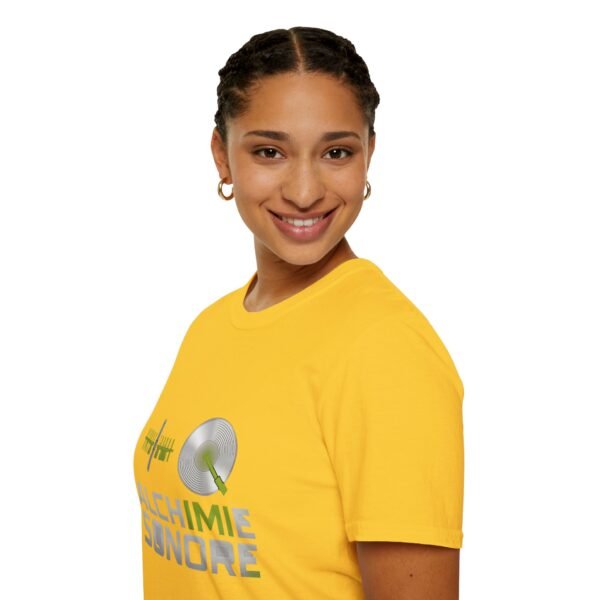 Eco-Friendly Unisex Softstyle T-Shirt - 'Alchimie Sonore' Music Vibe - immagine 77