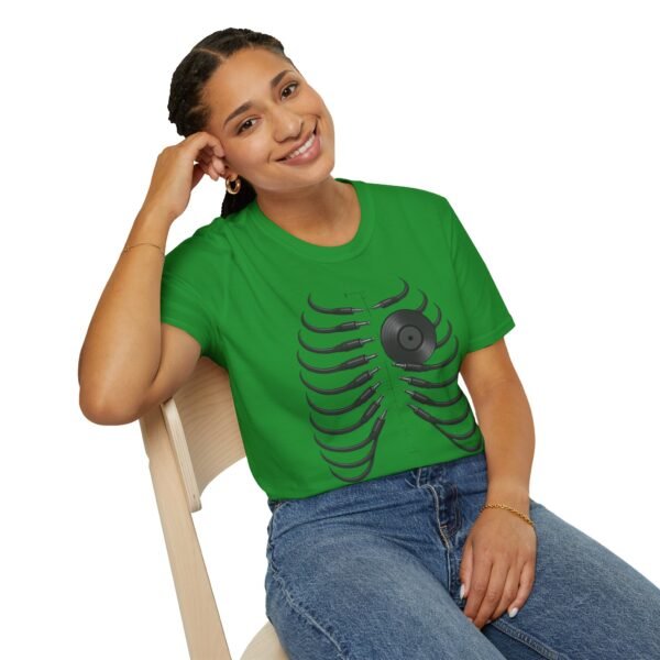 Unisex  T-Shirt - Softstyle, Casual"Beat of the Heart - immagine 95