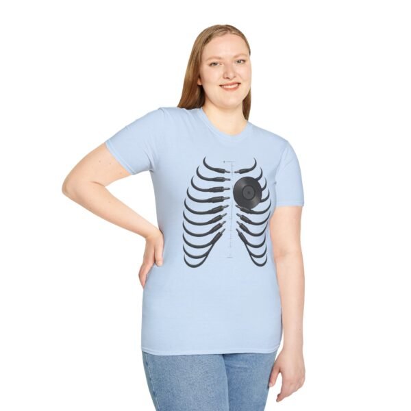 Unisex  T-Shirt - Softstyle, Casual"Beat of the Heart - immagine 123