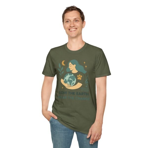 Eco-Friendly Unisex T-Shirt - "Love the Earth, Wear the Change" - immagine 76