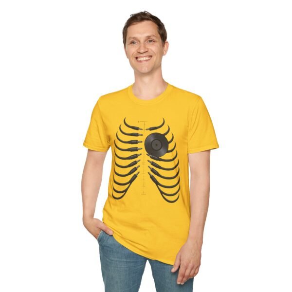 Unisex  T-Shirt - Softstyle, Casual"Beat of the Heart - immagine 67