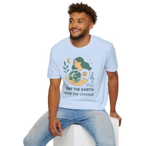 Eco-Friendly Unisex T-Shirt - "Love the Earth, Wear the Change" - immagine 108