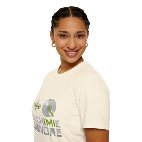 Eco-Friendly Unisex Softstyle T-Shirt - 'Alchimie Sonore' Music Vibe - immagine 67