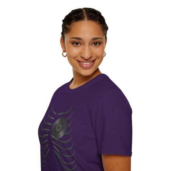 Unisex  T-Shirt - Softstyle, Casual"Beat of the Heart - immagine 163