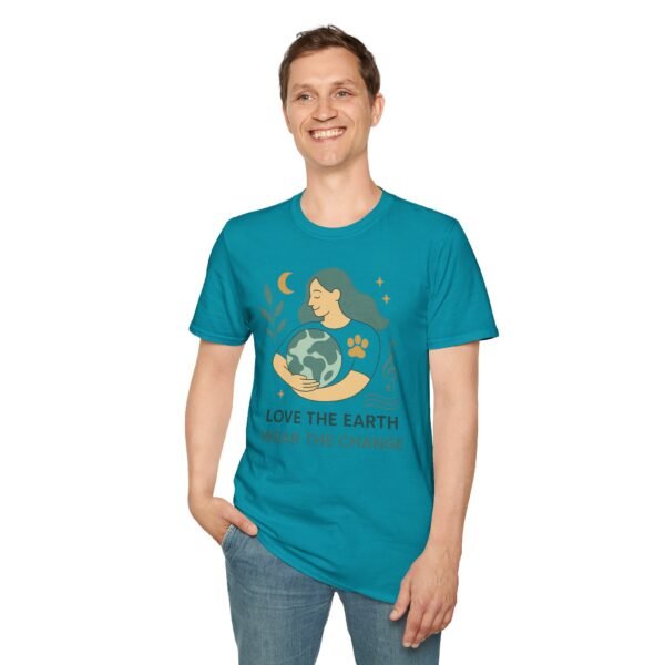 Eco-Friendly Unisex T-Shirt - "Love the Earth, Wear the Change" - immagine 96