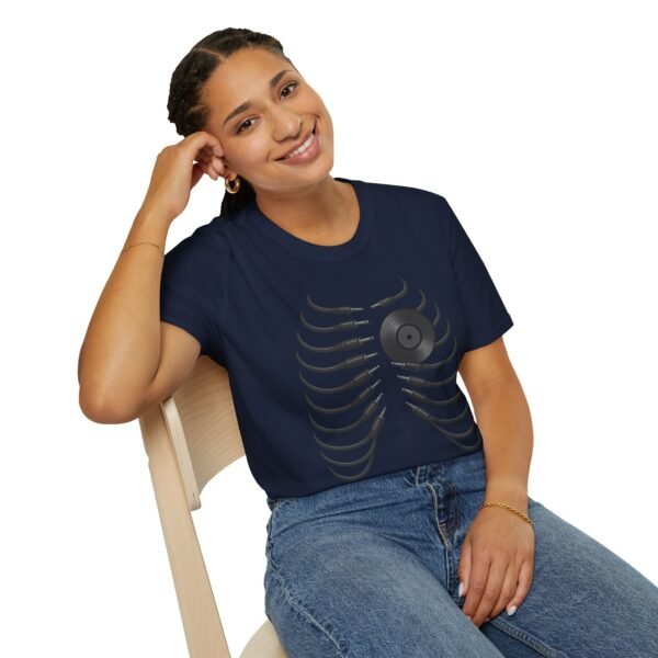 Unisex  T-Shirt - Softstyle, Casual"Beat of the Heart - immagine 153