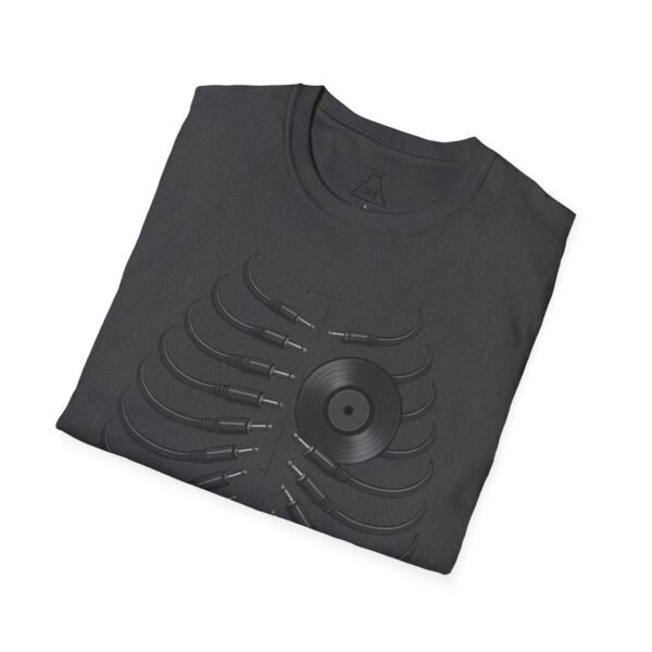 Unisex  T-Shirt - Softstyle, Casual"Beat of the Heart - immagine 103