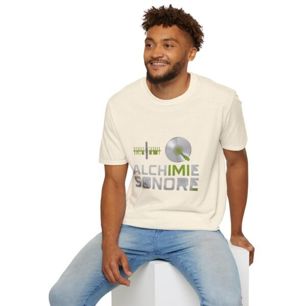 Eco-Friendly Unisex Softstyle T-Shirt - 'Alchimie Sonore' Music Vibe - immagine 70