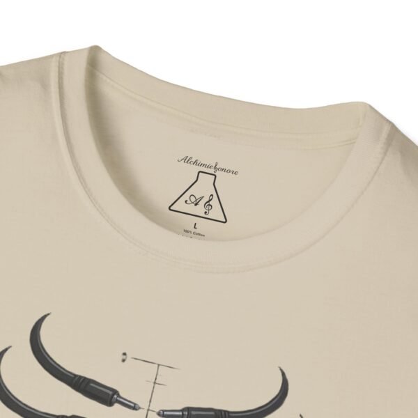 Unisex  T-Shirt - Softstyle, Casual"Beat of the Heart - immagine 32