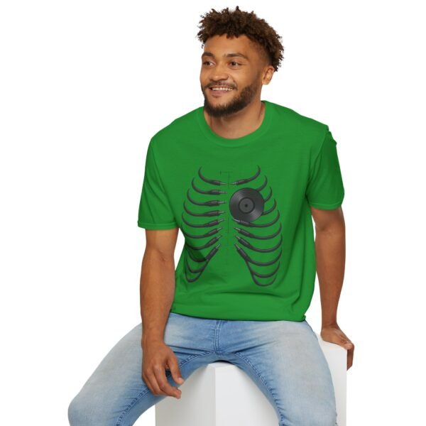 Unisex  T-Shirt - Softstyle, Casual"Beat of the Heart - immagine 98