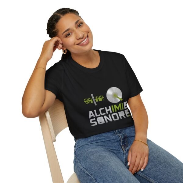 Eco-Friendly Unisex Softstyle T-Shirt - 'Alchimie Sonore' Music Vibe - immagine 32