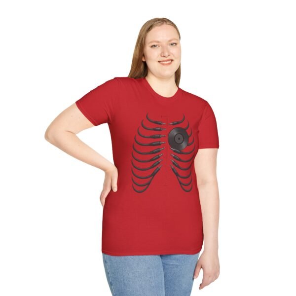 Unisex  T-Shirt - Softstyle, Casual"Beat of the Heart - immagine 171