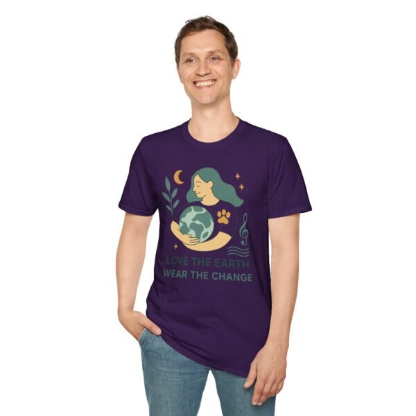 Eco-Friendly Unisex T-Shirt - "Love the Earth, Wear the Change" - immagine 125